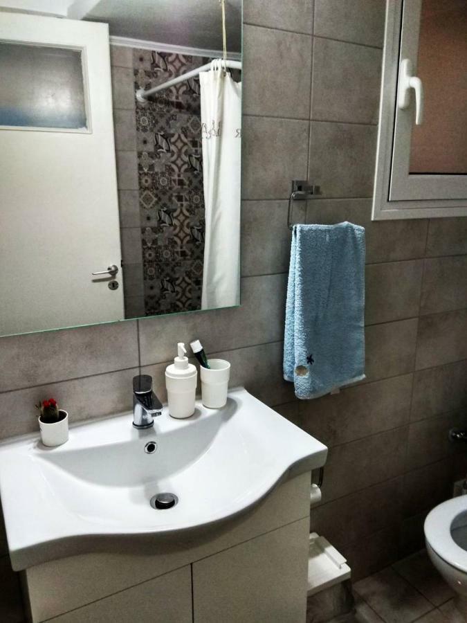 Amazing Apartment Лоутраки Экстерьер фото