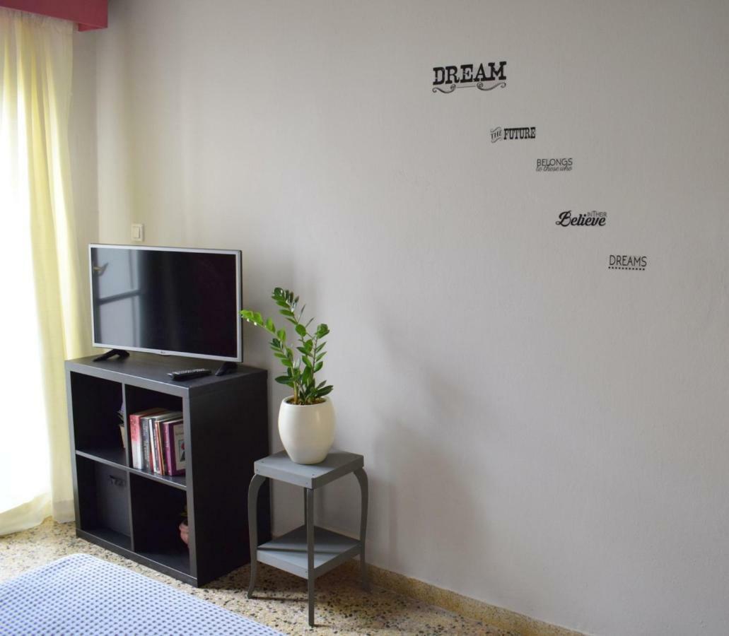 Amazing Apartment Лоутраки Экстерьер фото